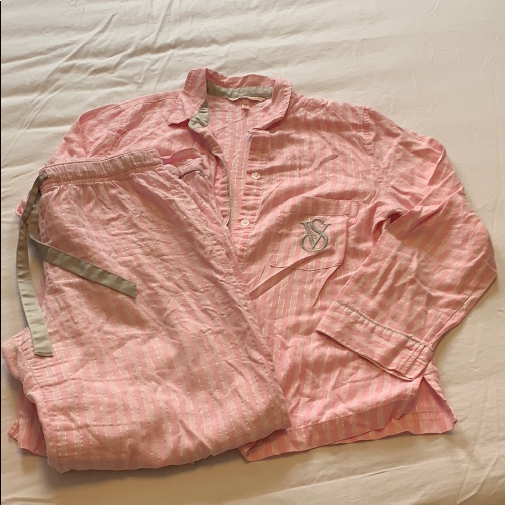Pajama Victoria secret small size barely used